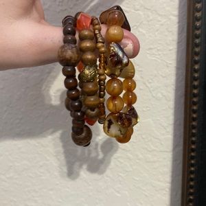 bracelet (comes with all 4)